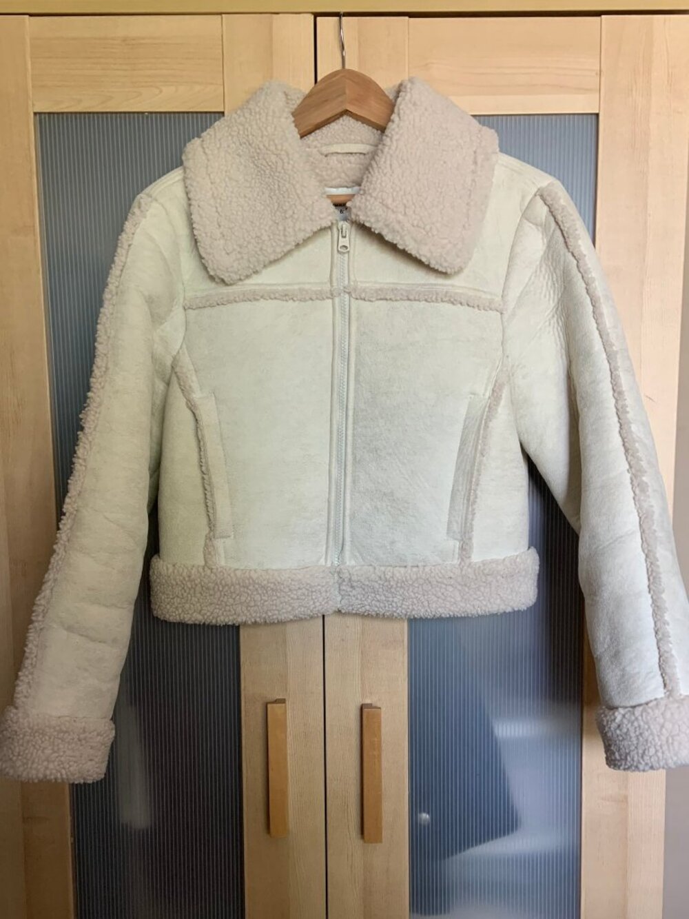 Abercrombie & Fitch Vegan Suede Shearling Jacket - Picture 2 of 4